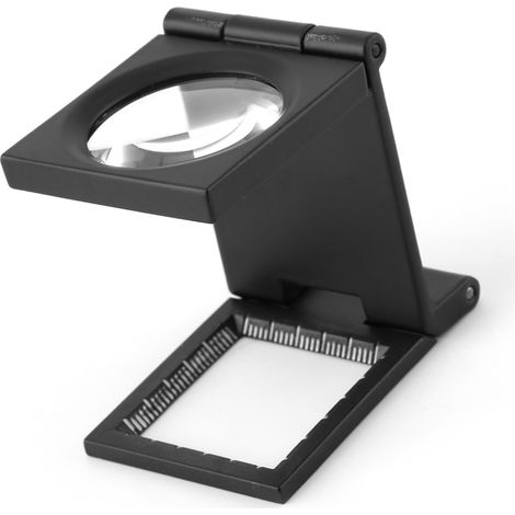 Loupe pliante 10x10 (10 x 28 mm) en alliage de zinc avec échelle. (1/5)
