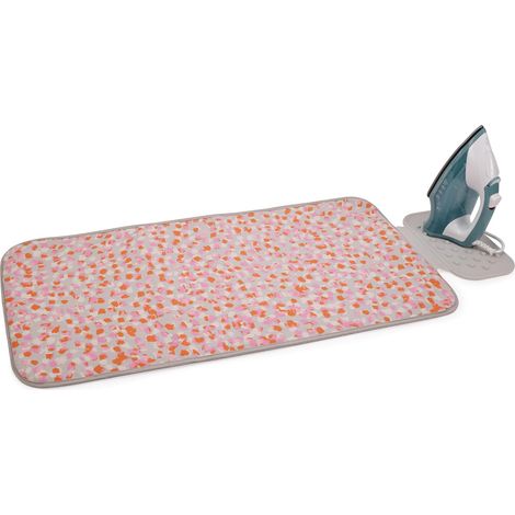 Tapis de repassage pliable Joseph Joseph Swift 90 x 47 cm, tapis de repassage en silicone intégré, résistant à la chaleur, idéal pour un repassage pratique et sûr de.