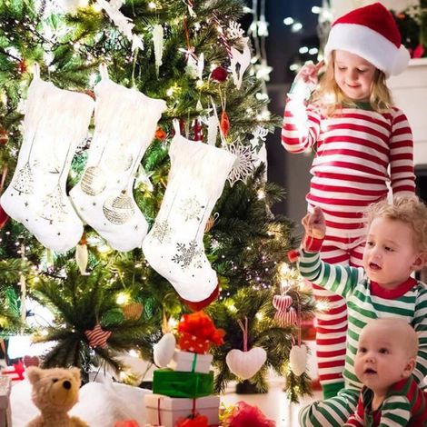 Chaussette De Noel - 49 Cm - Tissu En Poils De Pin - Pour Decoration Noel Et Suspension Sur Porte Arbre Ou Mur - Lot De 3 (1/5)