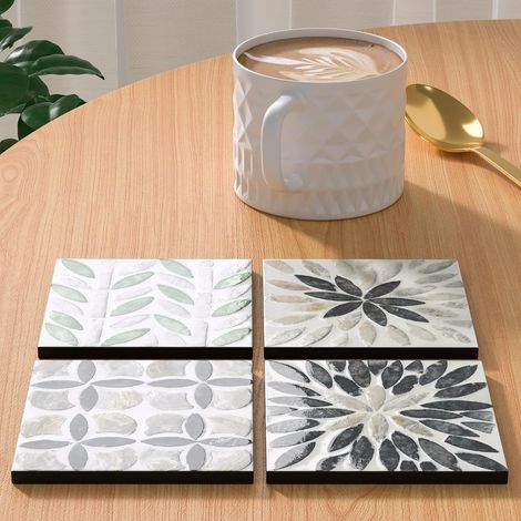Quadratische Untersetzer, 10 x 10 cm – rutschfest für Kaffeetassen – saugfähig, ideal als Schreibtischaccessoire – Dekoration für Zuhause, Büro, Bar und Partys (1/5)