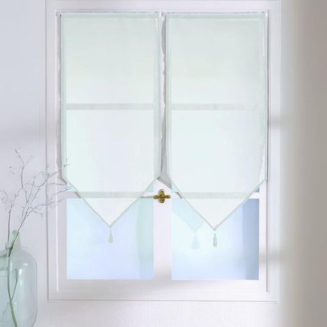 Homemaison – Ensemble de 2 voiles pointes à pompons 60 x 90 cm – Tissu uni 100% polyester – Ourlet passe tringle – Coloris blanc