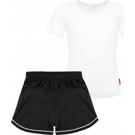 Tenue de sport pour filles, ensemble short noir et chemisier blanc.