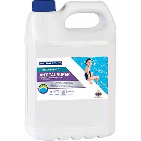 Super anticalcare che previene la formazione di precipitazioni e depositi di calcare in piscina, 5 litri.