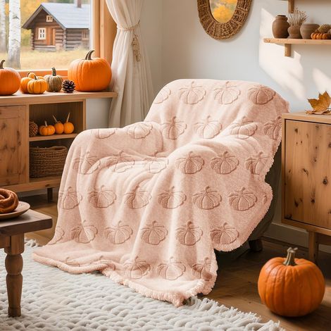 Couverture de Automne Canapé Lit, Beige Plaid de Citrouille 3D, Jacquard Jeté Réversible Douillet, Douce Couvertures d'automne Cadeau, Couvre Lit Décoration Intérieur Maison, 130x150 cm (1/5)