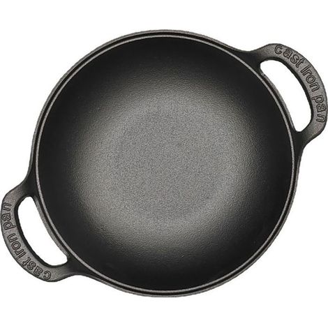 Voici une cocotte en fonte de 30 cm de diamètre. Grâce à la fonte, elle offre une excellente conductivité thermique et une is (1/3)