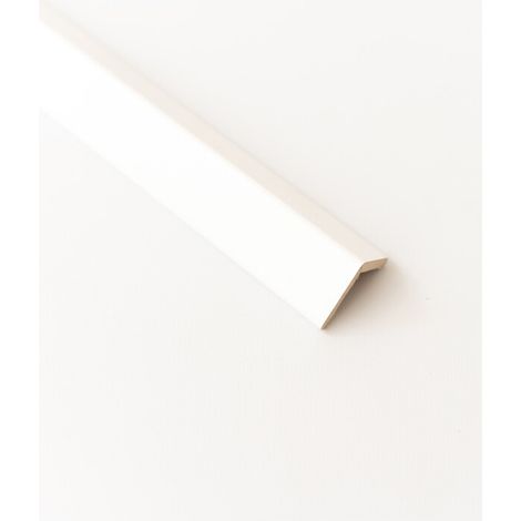 PARASPIGOLO IN MDF BIANCO MM.28X28X3000. Prezzo per 1 pezzo.