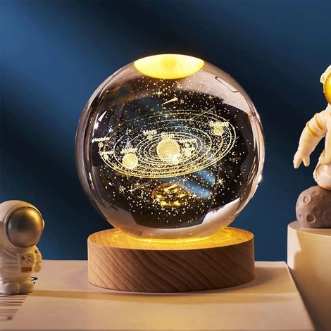 Veilleuse boule de cristal 3D représentant les planètes, boule de cristal galaxie spatiale avec socle en bois, boule de cristal gravée en 3D représentant le système solaire avec socle lumineux LED (1/4)