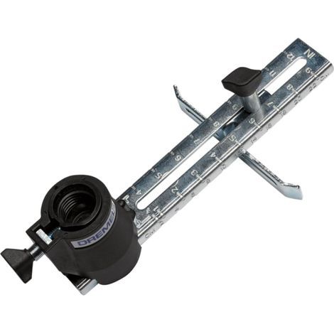Adaptador guía para cortes rectos y circulares de hasta 30 cm, suministrado con una broca para madera. (1/5)