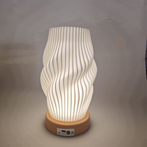 Petite lampe de table moderne, à piles, rechargeable, tactile, 3 couleurs, variateur, parfaite pour votre table de chevet. (1/5)
