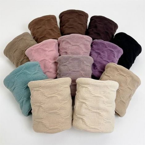 Geprägtes Scrunchie-Set – 10 weiche, elastische Haaraccessoires aus Textil – verschiedene Pastell-, Beige-, Braun- und Schwarztöne – großes Scrunchie-Set für Damen (1/5)