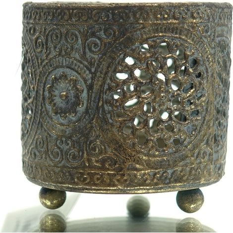 POSIWIO Vintage Teelichthalter Goldfarben mit Kreislochmotiv Ø 6 cm - Metall (1/3)