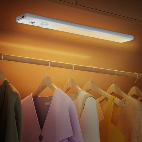 Éclairage pour meuble à 46 LED avec détecteur de mouvement PIR, fonction de détection de geste, éclairage continu, 2 modes d'éclairage et luminosité réglable en continu. (1/2)
