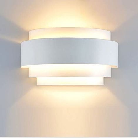 Litzee – LED-Wandleuchte 13 x 25 cm – Warmweißes Licht 3000 K – Einfache Montage für Wohnzimmer, Schlafzimmer, Büro – Energieklasse A++ (1/5)