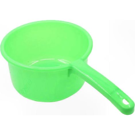 Louche à eau en plastique à long manche avec poignée antidérapante pour usage domestique (couleur aléatoire) (1/4)