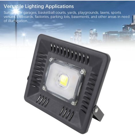 Lampadaire LED exterieur 50W IP67 anti-pluie 5000LM puissant pour garage et jardin (1/5)