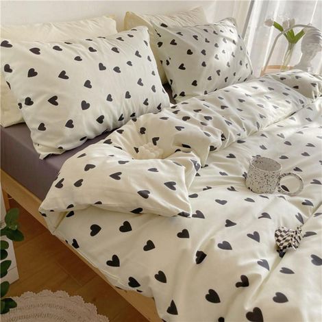 Bettwäsche-Set 155x220 cm mit Herzmuster, 2-teilig, Mikrofaser, Weiß/Schwarz
