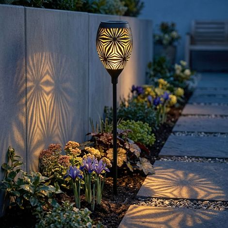 Solarlampe schwarz Außenleuchte modern Steckleuchte Gartendeko, Terrassenlampe Dekorstanzungen Erdspieß, Metall gold, 1x LED warmweiß, DxH 11x58 cm (1/5)