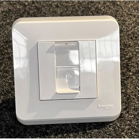 Prise RJ45 CAT 6 STP blindé simple blanc encastré kit complet avec support et plaque de finition UNICA PRO