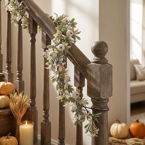 Textured White Pumpkin Decorative Garland (1/2)