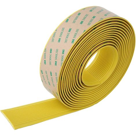 Wasserfester und strapazierfähiger gelber Anti-Rutsch-PVC-Streifen für Treppenstufen, ideal für Badezimmer und Außentreppen. (1/5)
