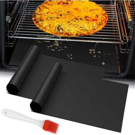 Paquet de deux tapis de fond de four antiadhésifs réutilisables pour un nettoyage facile (1/5)