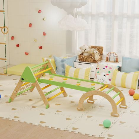 Triángulo de escalada infantil 8 en 1 con rampa de doble cara, arco de escalada de madera con tobogán y escalera, color verde.