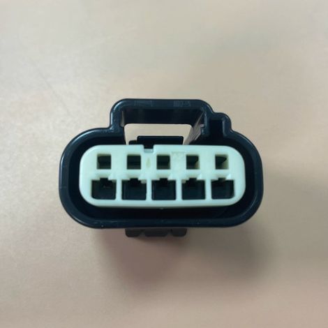 7283-5529-30 Automotive connector wiring harness with 5 pins (1/4)