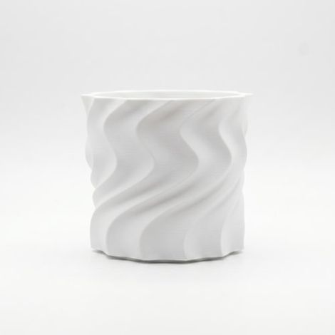 Vaso decorativo a spirale bianco per piante, dal design moderno.