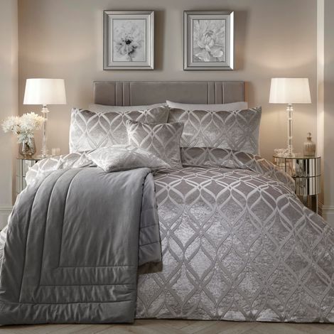 Housse de Couette en Velours Ogee Argenté - 260 x 220cm - 2 Taies d'Oreiller - Literie Douce et Confortable - Parure de Couette Jacquard en Argent (1/4)