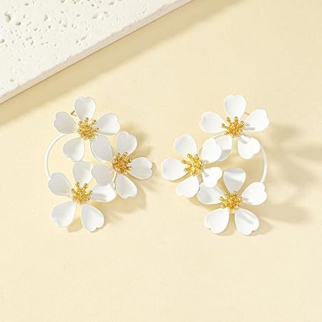 Boucles d'oreilles fleurs blanches pour femmes, boucles d'oreilles printanières, créoles fleurs dorées, boucles d'oreilles