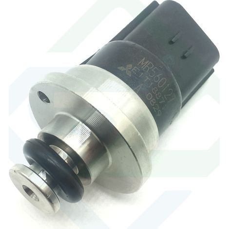 Fuel pressure sensor compatible with Mitsubishi Pajero Golan Gran MR560127 MD360939