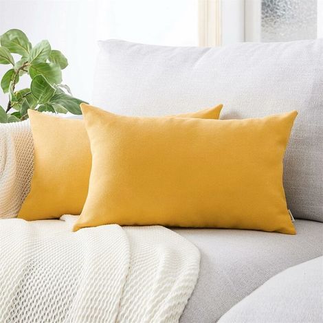 ZOLGINAH Taie d'oreiller 40x60 Lot de 2 Housse Coussin Jaune Moutarde en Chenille Doux Decoration Chmabre Ado Maison Salon de Coussin Canapé Lit Fauteuil de Bureau Scandinave Voiture de Couleur Uni (1/5)