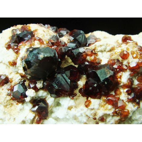 45g Gem Orange Grossulaire sur Matrice Spécimen Collections de la Maison (1/5)