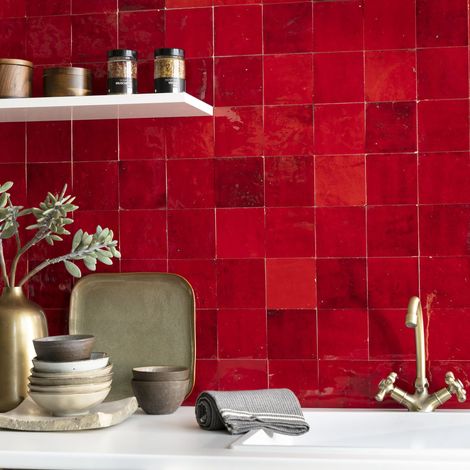 Zellige véritable Carrelage Artisanal - 10x10 cm - Rouge Pétillant (vendu par boîte de 0,5m²) (1/5)