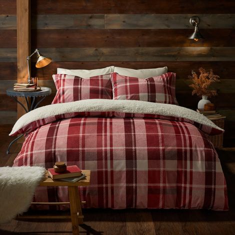 Housse de Couette en Polaire à Carreaux Rouges Lit King Size 230 x 220 cm Design réversible Tartan Bordeaux Parure de lit en Flanelle Rouge avec Couette en Polaire (1/3)
