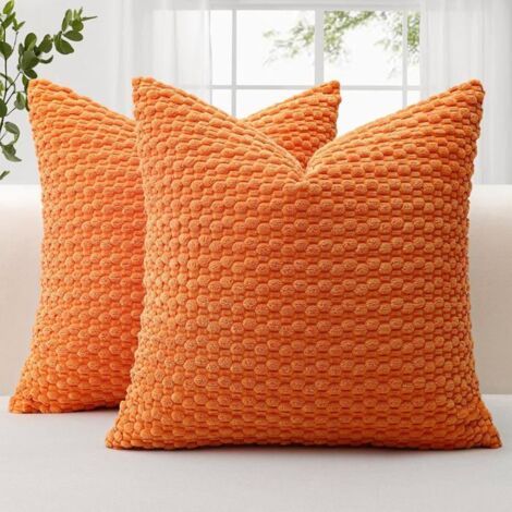 Set aus 2 weichen Cord-Kissenbezügen mit 3D-Blasenstruktur für Sofas, 45x45 cm, orange. (1/5)