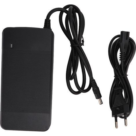 Caricabatterie da 42 V 3 A per monopattini elettrici – alimentatore al litio da 100–240 V con spina europea. (1/5)
