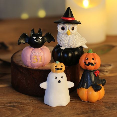 Lot de 4 mini décorations d'Halloween en résine : citrouille, fantôme, sorcière, hibou et chauve-souris. Cadeau d'Halloween. (1/5)
