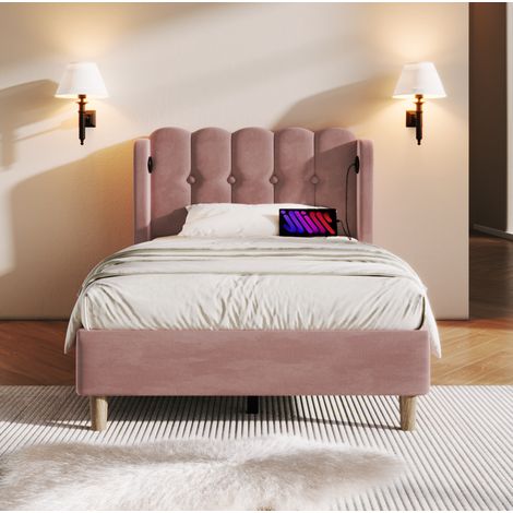 Lit simple rembourré style rustique 90x200 cm en velours rose avec tête de lit à panneaux et ports USB/USB-C (1/5)