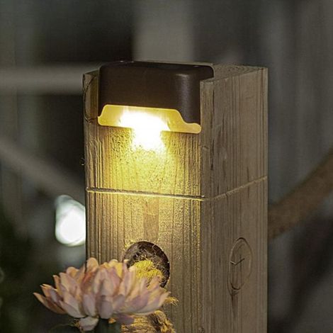 SOLARLED : Pack de 4 Appliques Solaires LED avec Kit de Fixation (1/5)