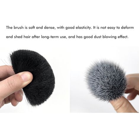 Kit de 2 brosses de nettoyage pour l'intérieur et l'extérieur de votre voiture : roues, grilles d'aération, compartiment moteur, sièges et tableau de bord. (1/4)