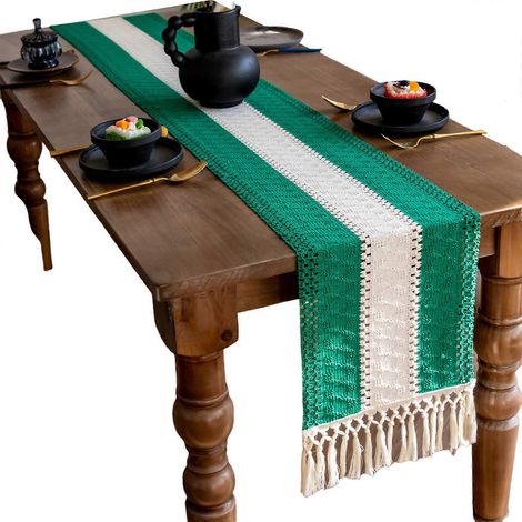 Nappe de table de Noël imperméable en polyester résistant, 30 x 160 cm, verte, idéale pour les repas de famille pendant les fêtes. (1/5)