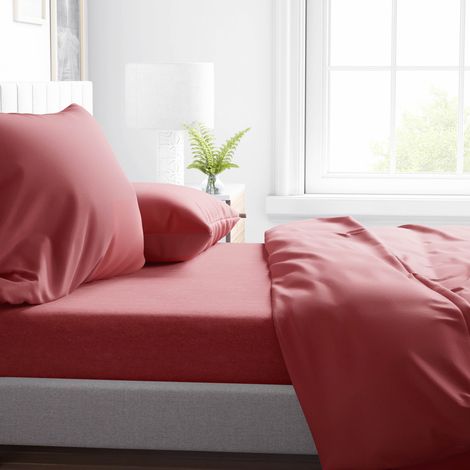 SET DE DRAPS en microfibre douce ROUGE SOLIDE Double 2 CARRÉ sans repassage (1/5)