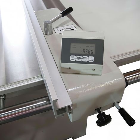 Lecteur digitale sur guide parallèle pour scie à format