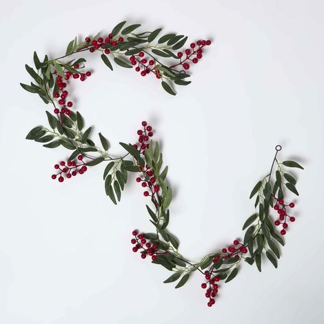 HOMESCAPES Artificial Winter Berries and Olive Leaf Garland (1/4)