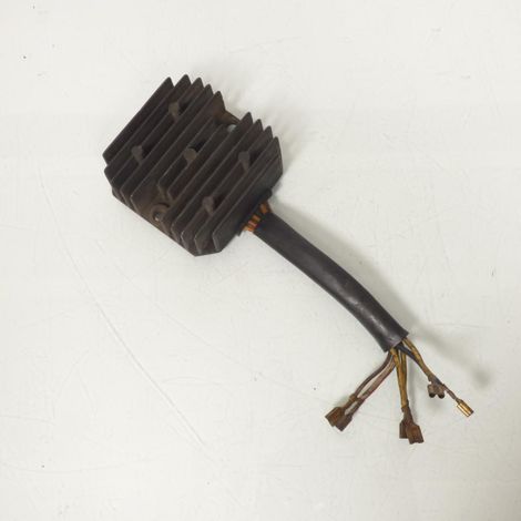 [PRODUIT D'OCCASION] Régulateur de tension origine pour moto Honda 600 XL 1985 à 1987 (1/2)