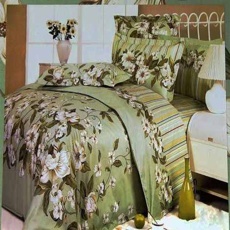 Elegantes Satin-Bettwäscheset in einem hellen Grünton (1/3)
