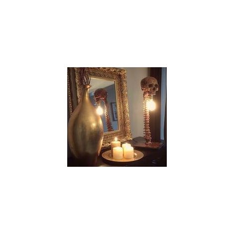 Lampada a forma di teschio creativa, lampada da tavolo, decorazione horror per la camera da letto - Crezuo