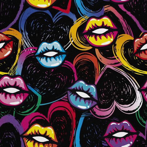 Telas decorativas para exteriores estilo oxford con estampado de labios y corazones. (1/5)