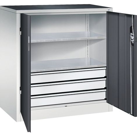 C+P, Armoire d'atelier hauteur bureau avec portes battantes et